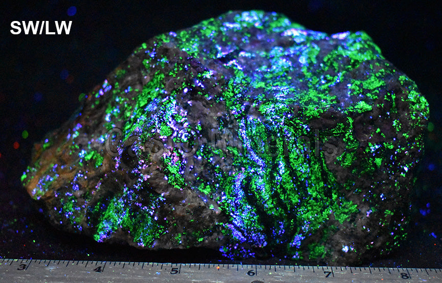 Willemite, Sphalerite, Cleiophane, Calcite (white FL)