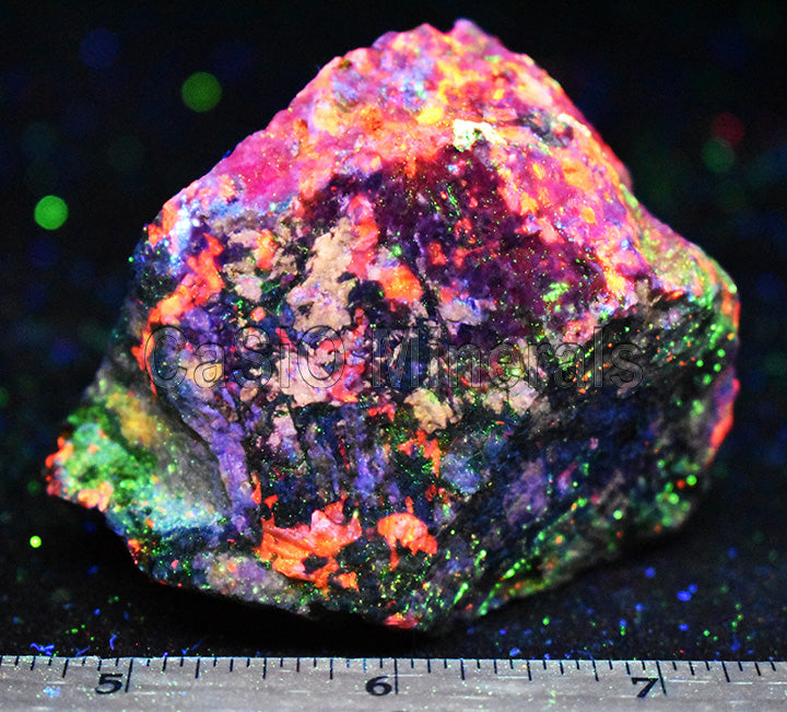 Margarosanite, Axinite, Calcite, Prehnite, Xonotlite, Hyalophane