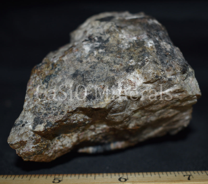 Bustamite (SW), Hardystonite, Clinohedrite, Calcite, Willemite