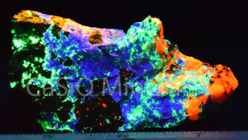 Hardystonite, Calcite, Clinohedrite, Willemite