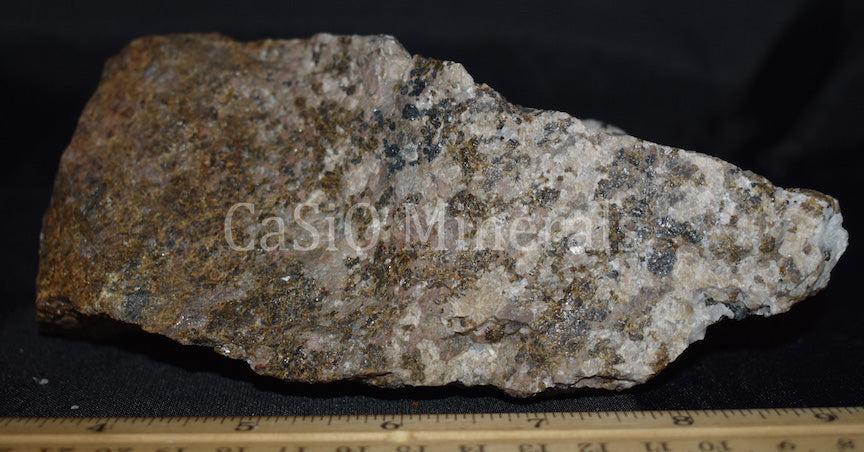 Fluorapatite, Hardystonite, Clinohedrite, Calcite, Willemite