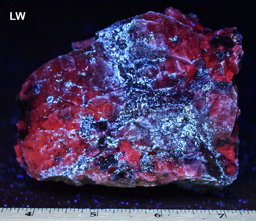 Hydrozincite, Calcite
