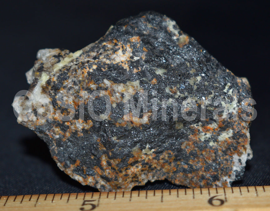 Esperite, Willemite, Calcite