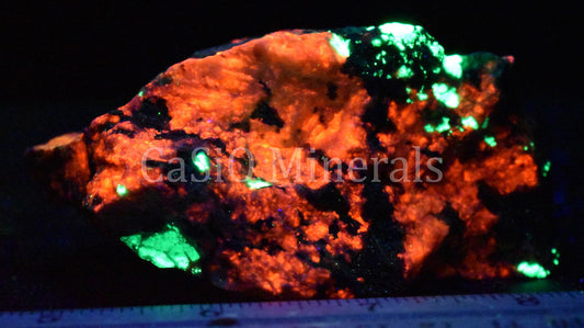 Axinite, Willemite
