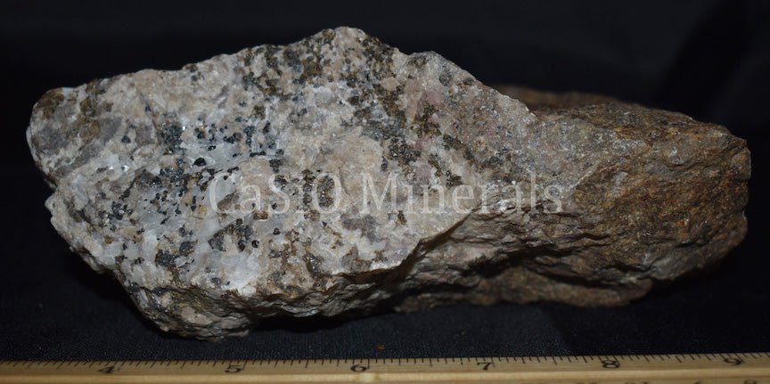 Fluorapatite, Hardystonite, Clinohedrite, Calcite, Willemite