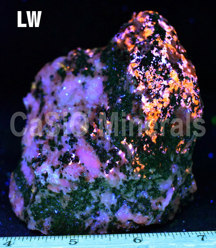 Sphalerite, Willemite, Calcite