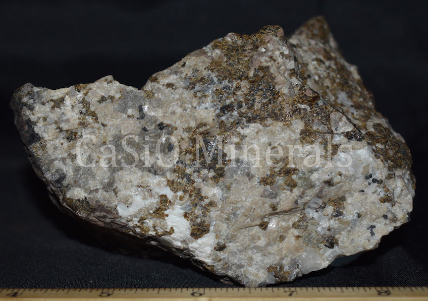 Fluorescent Fluorapatite, Hardystonite, Clinohedrite, Calcite, Willemite