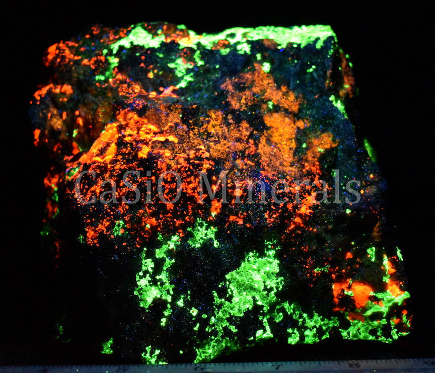 Large Clinohedrite, Calcite, Willemite